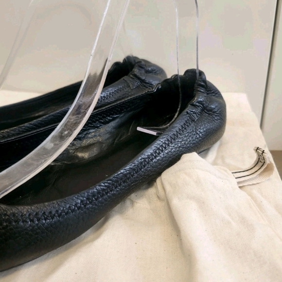 Tory Burch “Reva” Black Pebbled Leather Ballet Flats Sz. 8 Ret. $248 - Picture 6 of 10